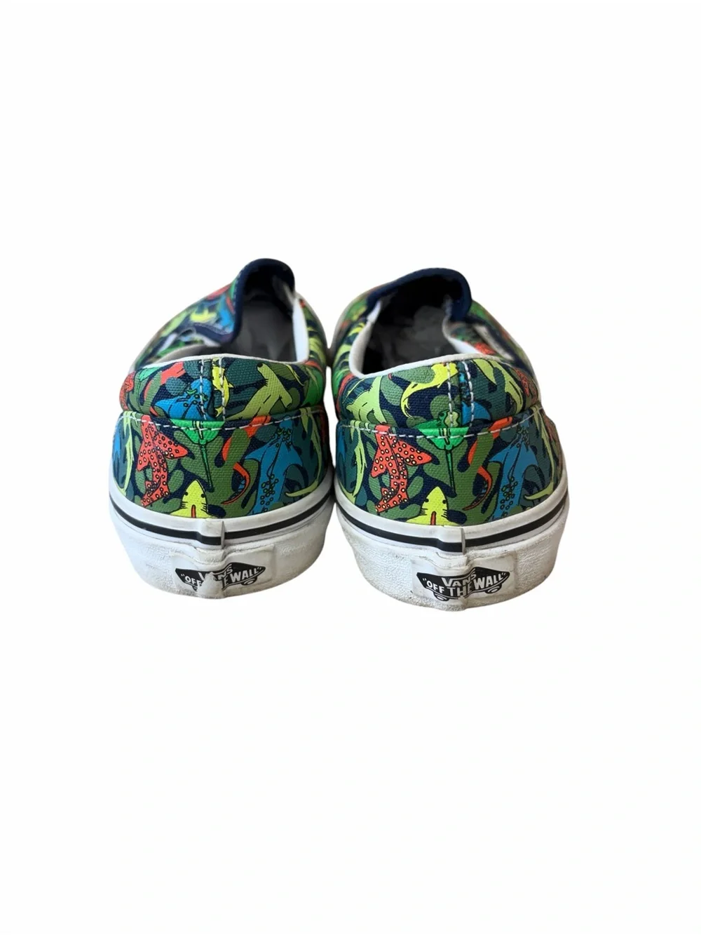 Vans Kids Classic Slip-On Shark Stingray Ocean Print Shoes Multicolor Size 6